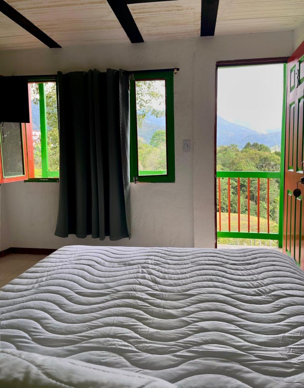 Hostal Bamboo Саленто Екстер'єр фото