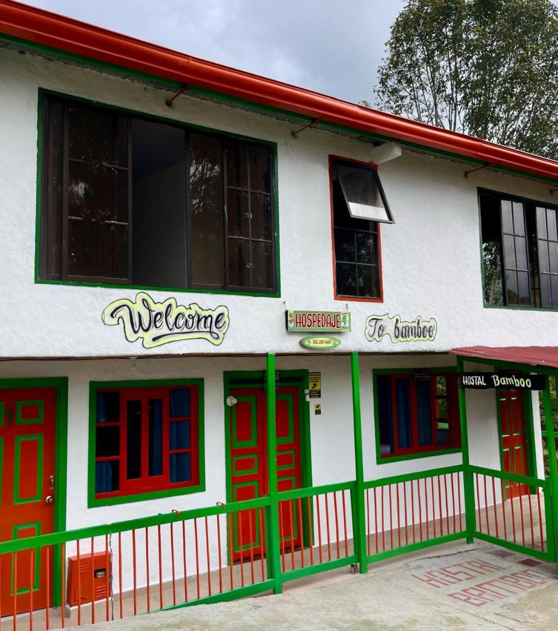 Hostal Bamboo Саленто Екстер'єр фото
